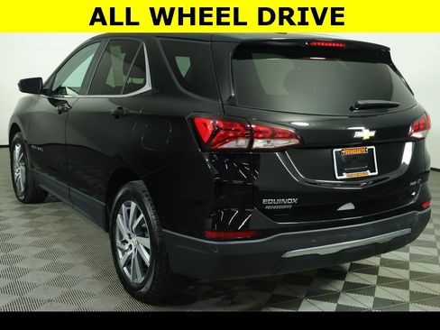 Used 2023 Chevrolet Equinox LT image 4