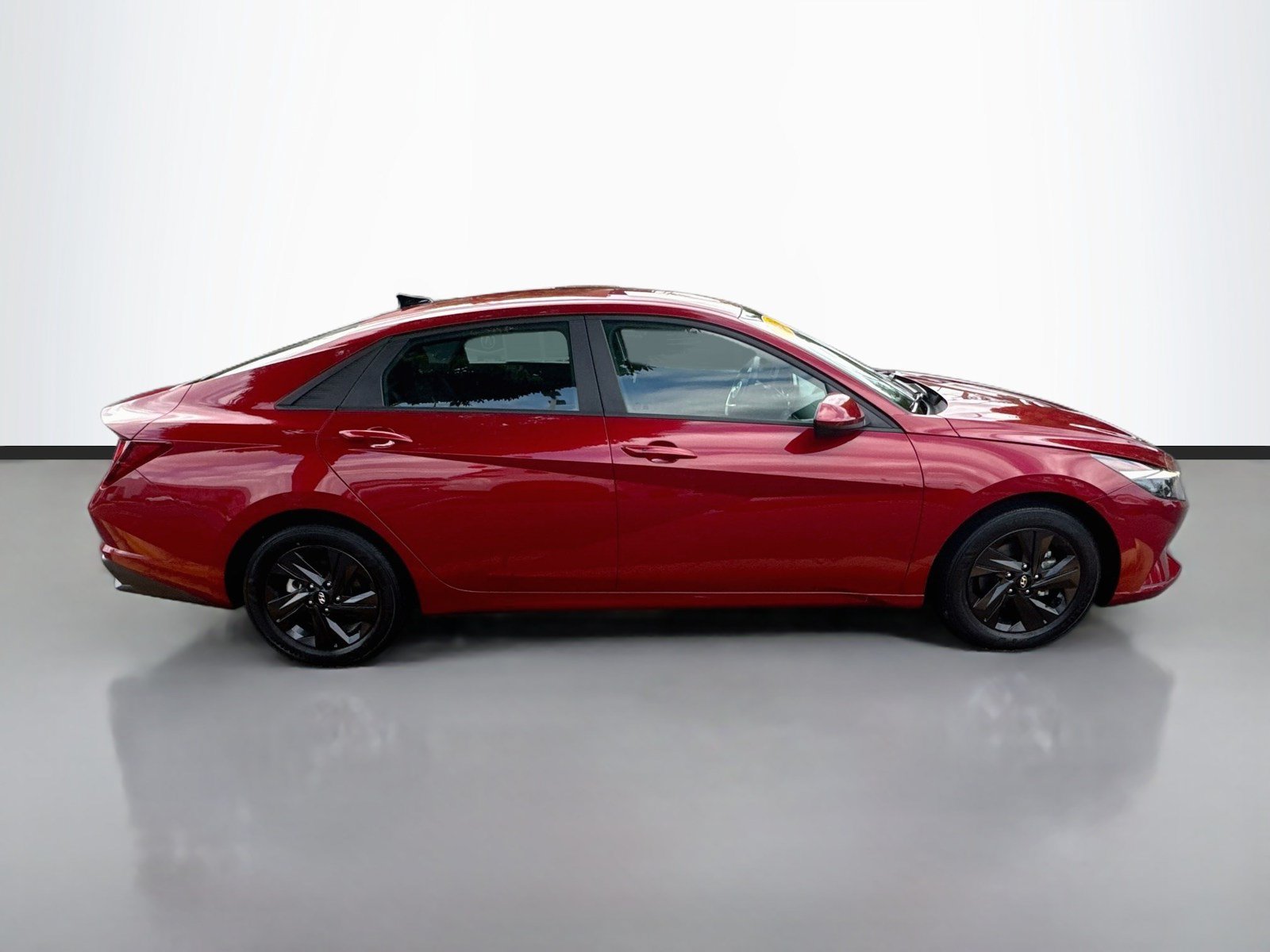 Used 2023 Hyundai Elantra SEL FWD image 8