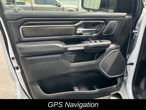 Used 2022 RAM 1500 Laramie AWD/4WD image 14