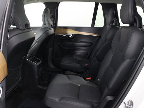 Certified 2024 Volvo XC90 T8 Plus w/ Protection Package Premier image 32