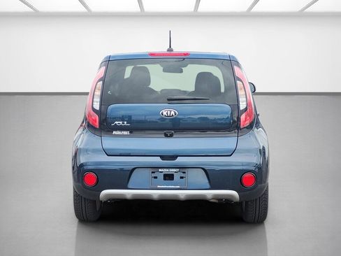 Used 2019 Kia Soul + FWD image 4