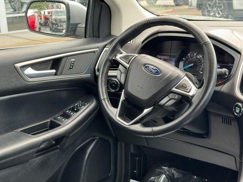 Used 2024 Ford Edge SEL AWD/4WD image 15