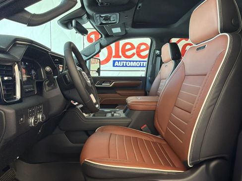 New 2026 GMC Sierra 2500 Denali Ultimate AWD/4WD image 18