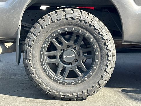 Used 2013 Ford F250 Lariat w/ Lariat Ultimate Pkg image 7