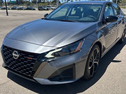 Used 2023 Nissan Altima 2.5 SR w/ SR Premium Package
