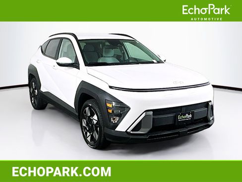 Used 2025 Hyundai Kona SEL FWD image 1