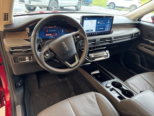Used 2023 Lincoln Corsair Reserve w/ Equipment Group 201A AWD/4WD image 18