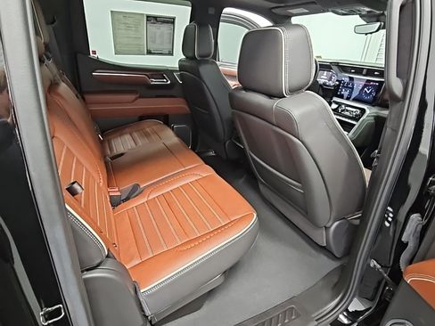 Used 2023 GMC Sierra 1500 Denali Ultimate image 36