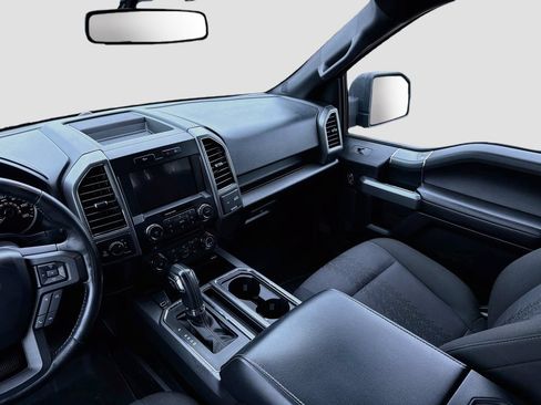 Used 2018 Ford F150 XLT w/ Equipment Group 302A Luxury AWD/4WD image 25