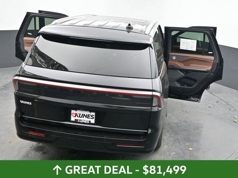 Used 2025 Lincoln Navigator Reserve AWD/4WD image 70