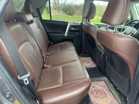 Used 2018 Toyota 4Runner Limited image 11