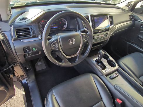 Used 2018 Honda Ridgeline RTL-T image 16