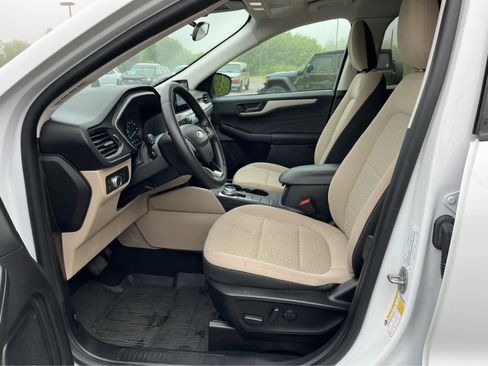 Used 2022 Ford Escape SE w/ Convenience Package AWD/4WD image 10