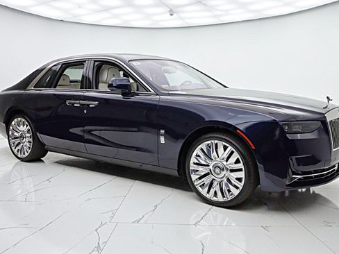 Used 2025 Rolls-Royce Ghost AWD/4WD image 18