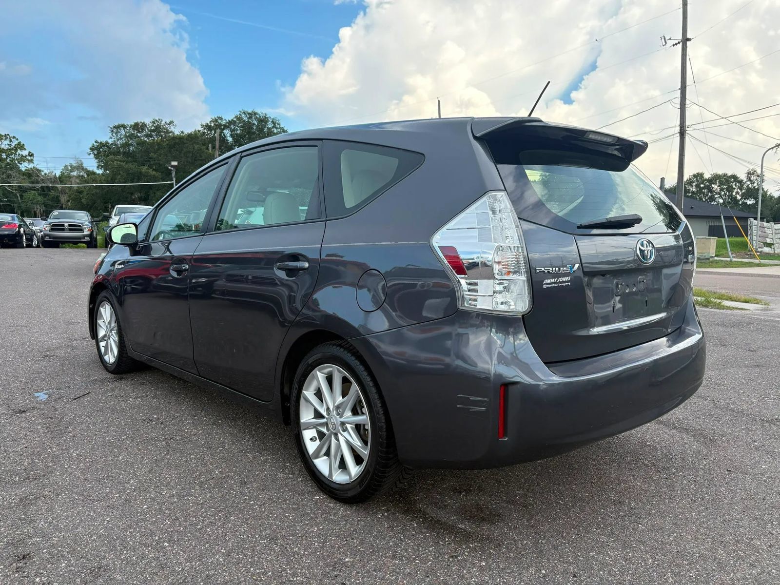 Used 2013 Toyota Prius V Five FWD image 7