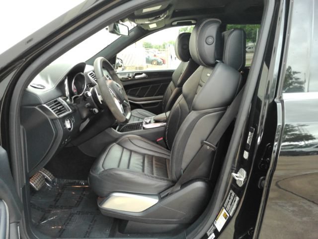 Used 2015 Mercedes-Benz GL 63 AMG 4MATIC image 12
