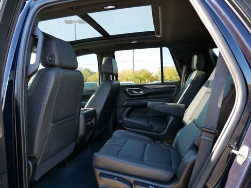 Used 2021 Chevrolet Tahoe RST w/ Luxury Package image 12