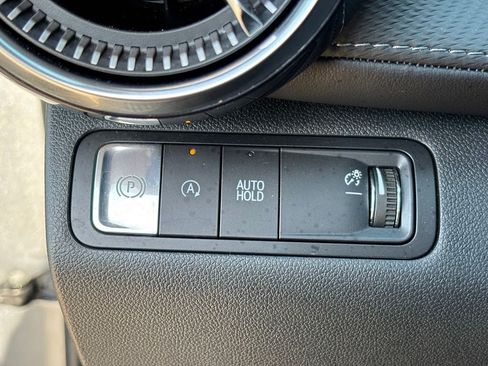 Used 2026 Chevrolet Equinox LT FWD image 23