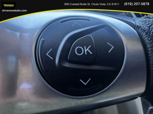 Used 2013 Ford C-MAX Energi SEL FWD image 28