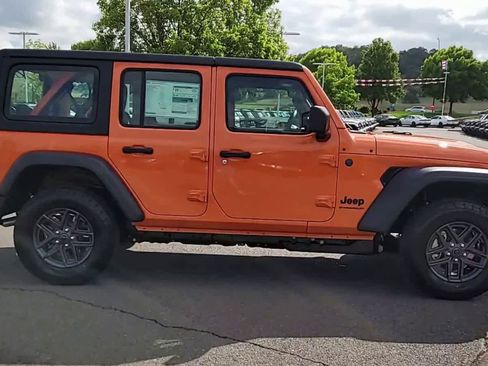 New 2026 Jeep Wrangler Unlimited Sport AWD/4WD image 9