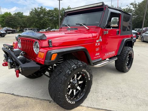 Used 2006 Jeep Wrangler X AWD/4WD image 2