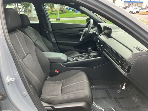 Certified 2023 Honda Accord Sport image 33