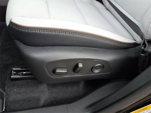 New 2026 Chevrolet Traverse High Country image 7