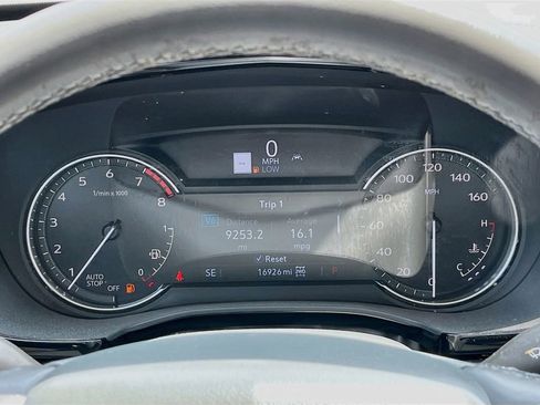 Used 2024 Cadillac XT6 Premium Luxury AWD/4WD image 12