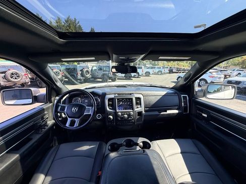 Used 2022 RAM 1500 Warlock AWD/4WD image 19
