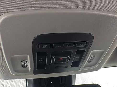 Used 2021 Toyota Camry XSE image 27