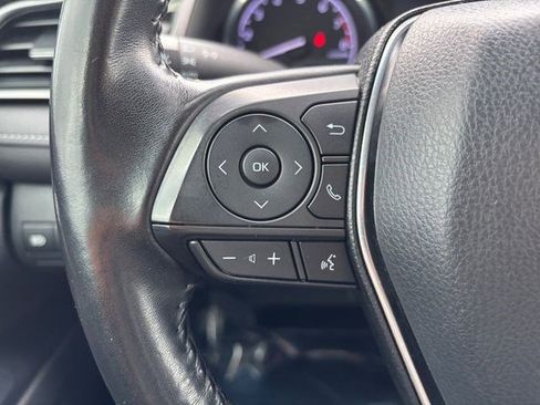 Used 2019 Toyota Camry SE FWD image 27