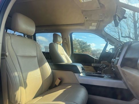 Used 2017 Ford F150 Lariat image 20