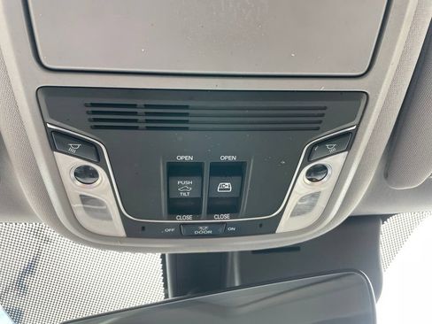 Used 2023 Honda Ridgeline RTL-E image 17