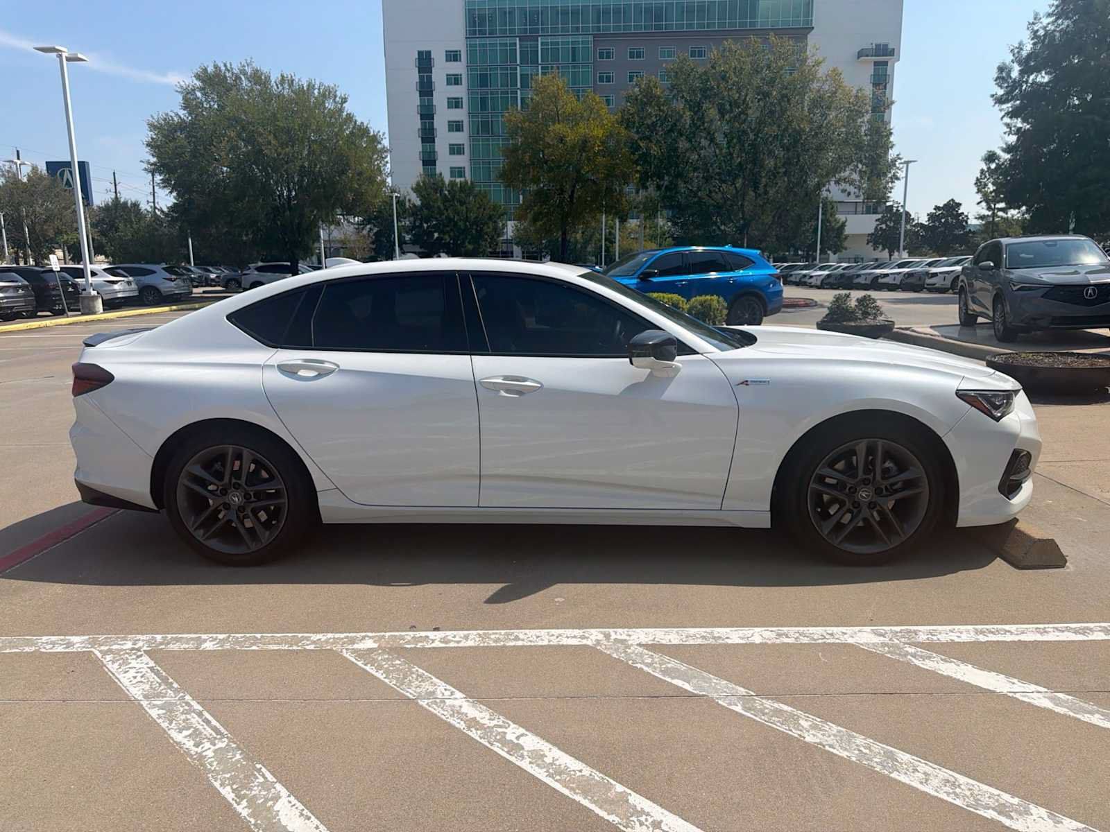 Used 2025 Acura TLX w/ A-SPEC Package AWD/4WD image 4