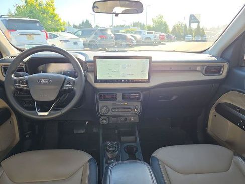 Certified 2025 Ford Maverick Lariat w/ 4K Tow Package AWD/4WD image 6