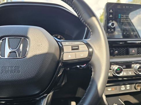 Used 2025 Honda CR-V EX-L image 32