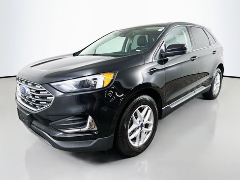 Used 2022 Ford Edge SEL image 3