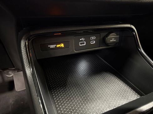 Used 2024 Honda CR-V EX image 13