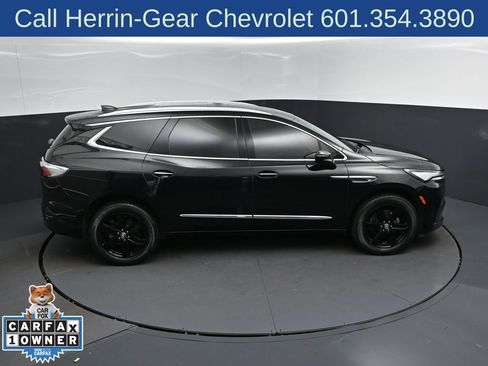 Used 2023 Buick Enclave Essence w/ Experience Buick Package FWD image 34
