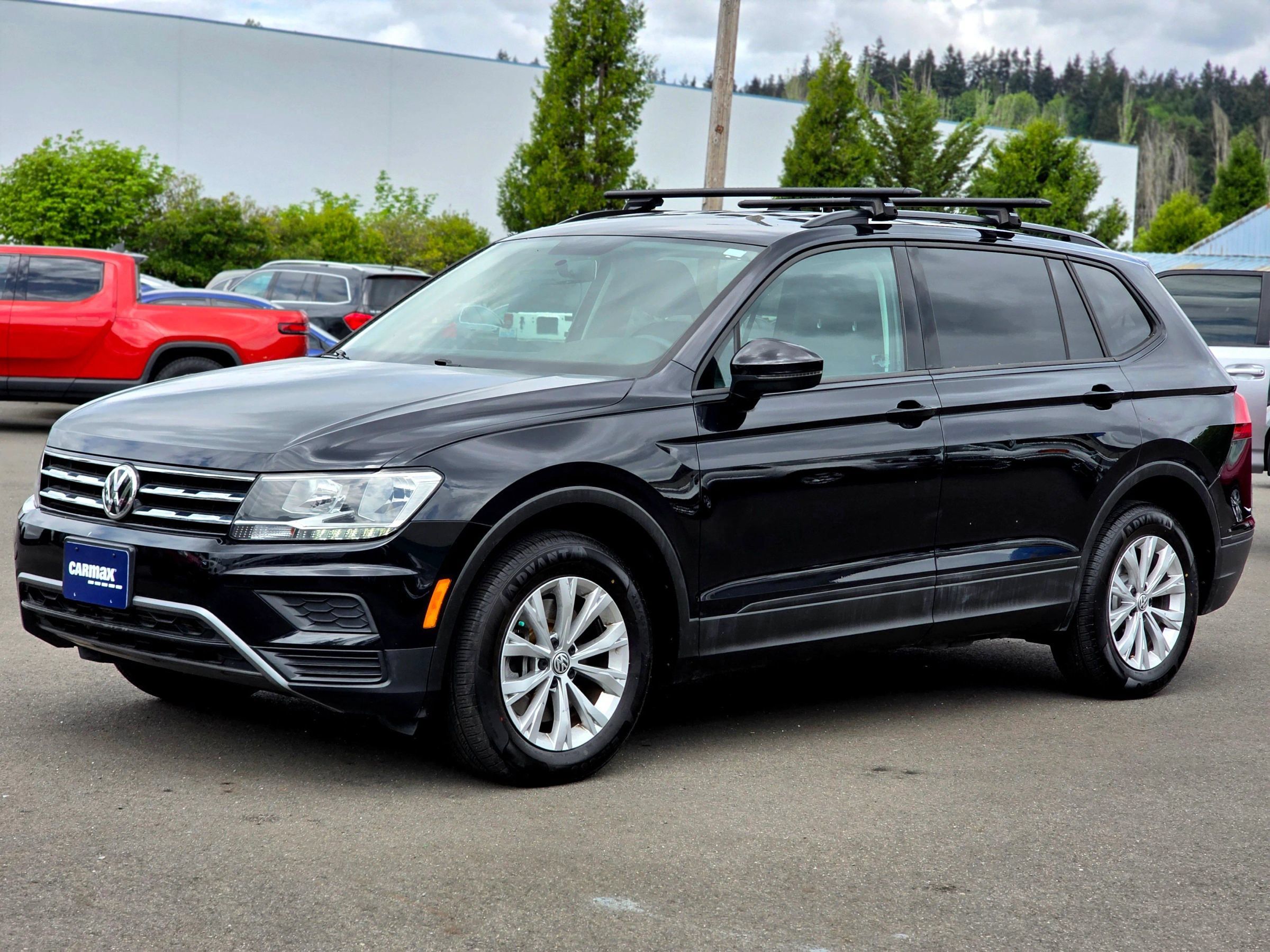 Used 2019 Volkswagen Tiguan S w/ 3rd Row Seat Package AWD/4WD image 3