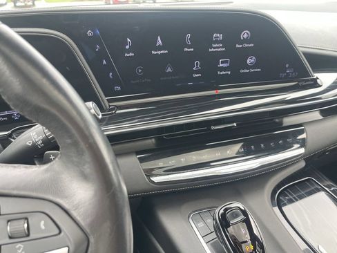 Used 2024 Cadillac Escalade ESV Sport AWD/4WD image 28