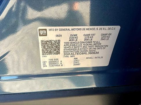 Used 2024 GMC Terrain SLE image 30