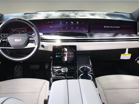 New 2026 Cadillac Escalade Sport w/ Touring Package AWD/4WD image 13