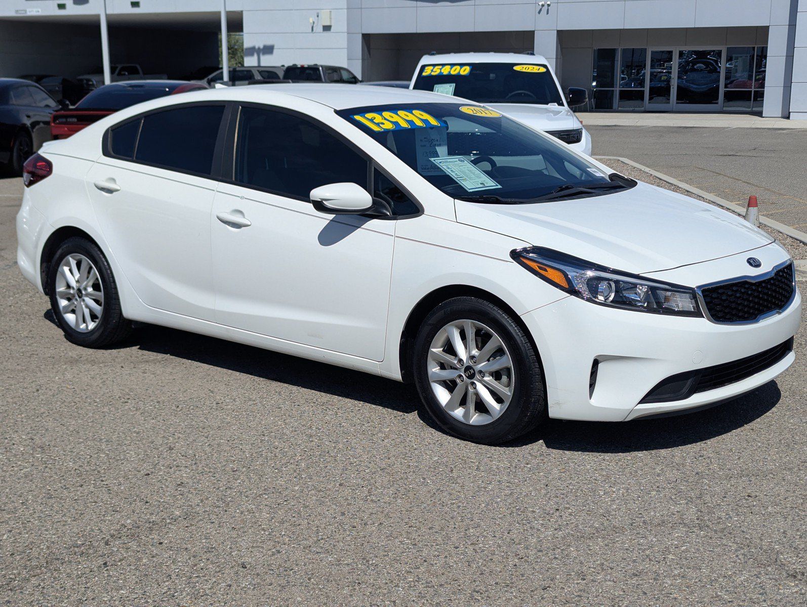 Used 2017 Kia Forte S FWD image 1