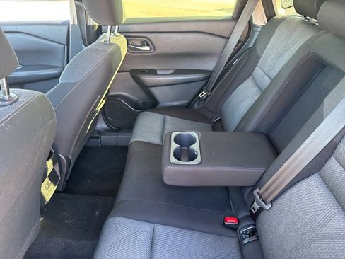 Certified 2024 Nissan Rogue SV image 30