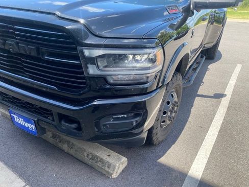 Used 2022 RAM 3500 Laramie w/ Night Edition AWD/4WD image 9