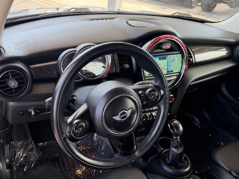Used 2018 MINI Cooper S FWD image 9