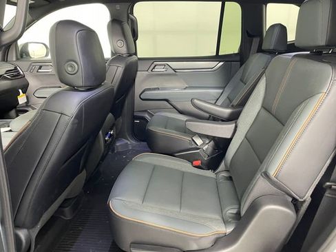 Certified 2026 GMC Acadia AT4 w/ Luxury Package AWD/4WD image 12