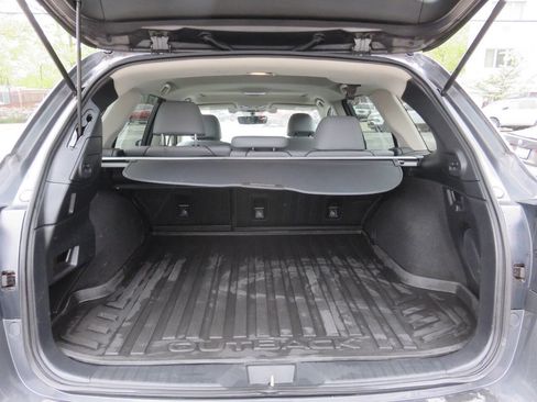 Used 2018 Subaru Outback 2.5i Limited AWD/4WD image 24