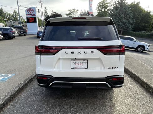Used 2024 Lexus LX 600 F Sport AWD/4WD image 6